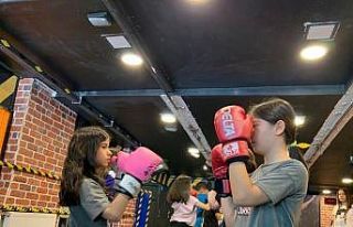 Çocukların yeni sosyalliği kick boks salonları...