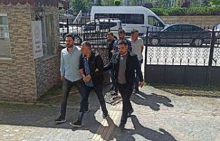 Çok miktarda uyuşturucu ile yakalanan 2 kişi tutuklandı