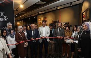 Darıca’da kursiyerlerin el emeği ürünleri sergileniyor