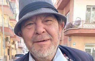 Demokrat Parti kurulduğu günden beri bu rozeti kimse...