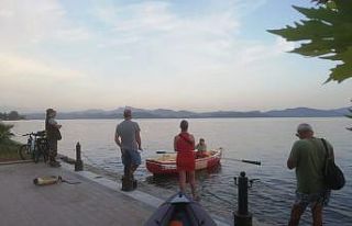 Deniz tutkunu sporcu Köyceğizlilerle buluştu