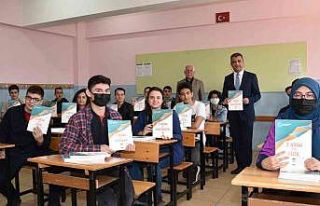 Denizli’de 127 bin kaynak kitap sınava hazırlanan...