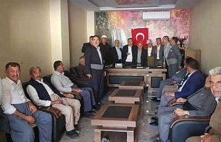 Derecikliler sınır kapısının açılmasını istedi