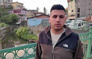 Derede ördek yakalayan su samuru görenleri şaşırttı