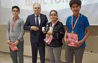 Devrek’te “Zonguldak Çözüyor “ bilgi yarışması