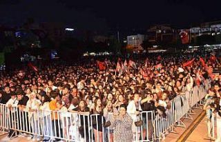 Didim Belediyesi 19 Mayıs’ı Grup “Gripin”...