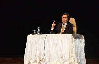 Din İşleri Yüksek Kurulu Üyesi Prof. Dr. Aydemir,...