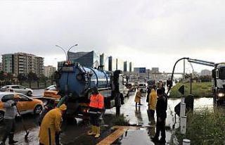 DİSKİ’de yağmur mesaisi