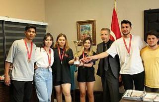 DPÜ Öğrenci Toplulukları sağlık için voleybol...