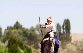 Dünya Atlı Okçuluk Yarışması, Sındırgı’da...