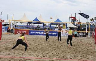 Dünya yıldızları Kuşadası Sevgi Plajı’nda...