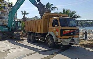 Dünyaca ünlü Altınkum Plajı’nda yoğun çalışma