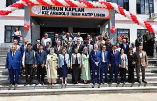 Duygulandıran açılış