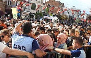 Edirne’de bedava ciğer izdihamı