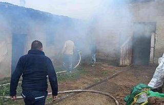 Edremit’te depo yangını