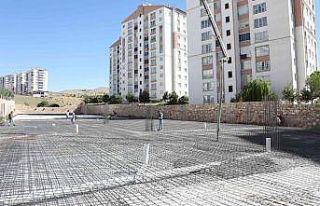 Elazığ’da Kent-Köy Pazarı’nın yapım çalışmaları...