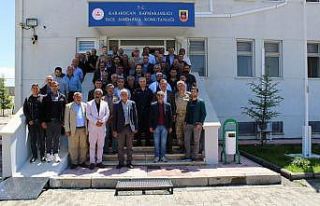 Elazığ’da muhtarları bilgilendirme toplantısı