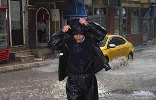 Elazığ’da sağanak yağış etkisini yeniden gösterdi