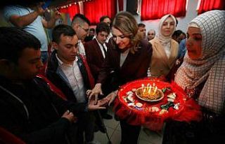 Engelli askerlerin gurur kınaları Esra Masatlı’dan