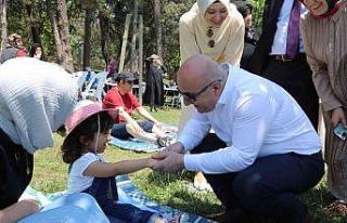 Engelli vatandaşlar piknikte buluştu