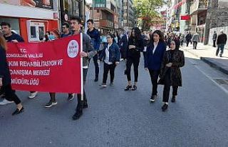 Engelliliğe dikkat çekmek için yürüdüler