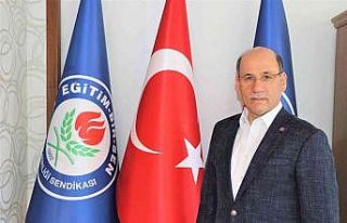 Ermeni şarkıcıya tepki gösteren müdür yardımcısı...