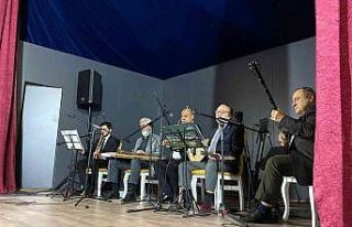 Eski Bakan Başesgioğlu’ndan Abdurrahmanpaşa Lisesi...