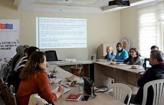 Evde özel eğitim gönüllülerinin kursu başladı