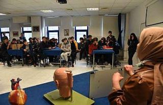 Fen Lisesi öğrencileri Düzce Üniversitesi’ni...