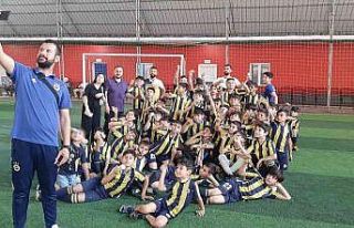 Fenerbahçe futbol okulları turnuvasında Mardin...