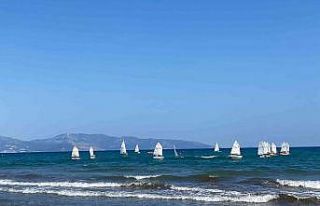 Finike’de 19 Mayıs yelken yarışları başladı