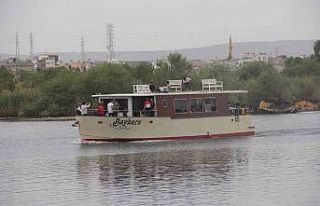 Fırat Nehrinin eşsiz güzelliği tekne turu ile...