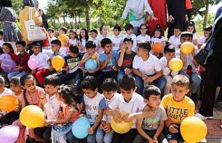 FÜ’de uçurtma ve çocuk şenliği düzenlendi