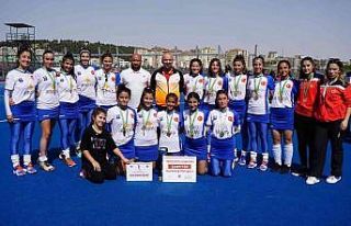 Gaziantep Polisgücü Kadın Takımı Türkiye Süper...