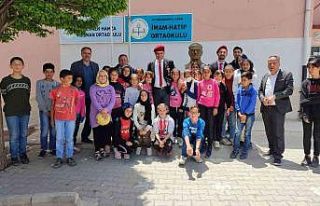 Gaziler, öğrencilere vatan sevgisini anlattı