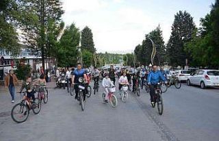 Gediz’de “Sağlık için bir pedalda sen çevir”...