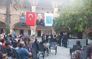 Geleceğin piyanistleri performanslarıyla beğeni...