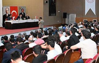 Geniş katılımlı ilk toplantısını eğitimcilerle...