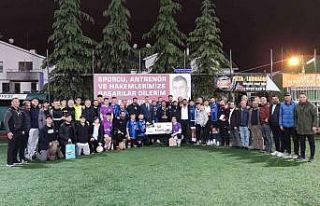 Gölcük Belediyesi 21. Geleneksel Futbol Şöleni’nde...