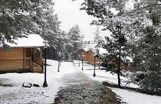 Gümüşhane dağları Mayıs ayında beyaza büründü