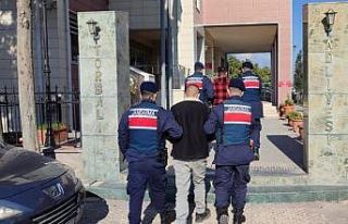 Hakkında hapis cezası bulunan firari suçlular JASAT’tan...