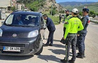 Hanönü’de Karayolu Trafik Haftası’nda sürücüler...