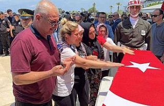 Hataylı şehit son yolculuğuna uğurlanıyor