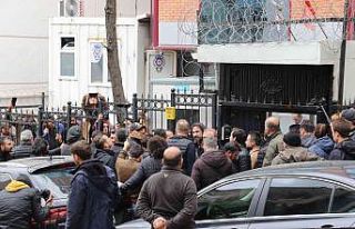 HDP Genel Merkezi önünde 6 kişi gözaltına alındı