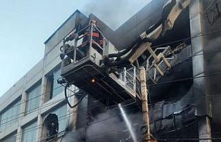 Hindistan’da binada yangın: 26 ölü, 30 yaralı