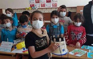 İlkokul öğrencileri, mutfak atıklarından doğal...