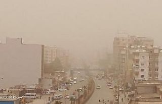 Irak’tan gelen kum fırtınası Şırnak’ta hayatı...