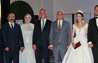 Işık ve Şen ailelerinin mutlu günü