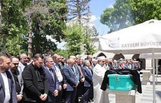 İzzet Somtaş son yolculuğuna uğurlandı