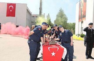 Jandarma, engelli vatandaşlara bir günlük askerlik...